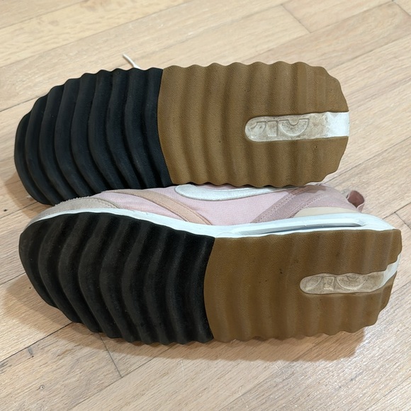 Size 8.5-Nike Air Max Dawn Pink (Womens) - Picture 6 of 8